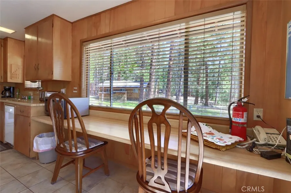 2628 W Bruce Wawona, CA 95389