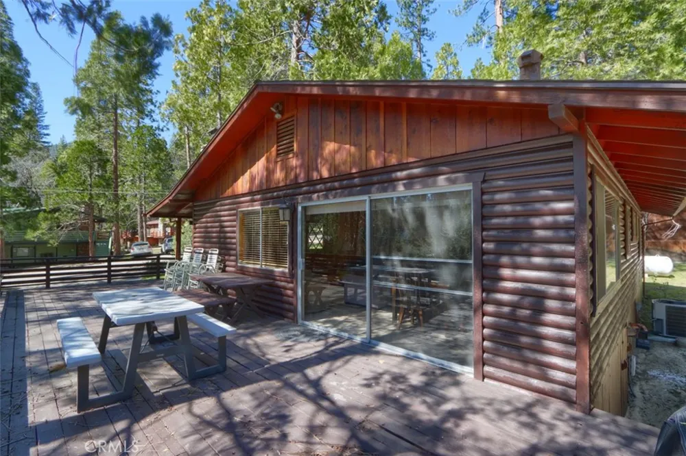 2628 W Bruce Wawona, CA 95389