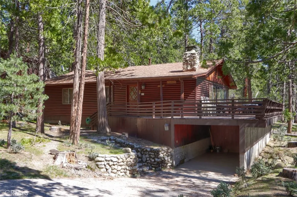 2628 W Bruce Wawona, CA 95389
