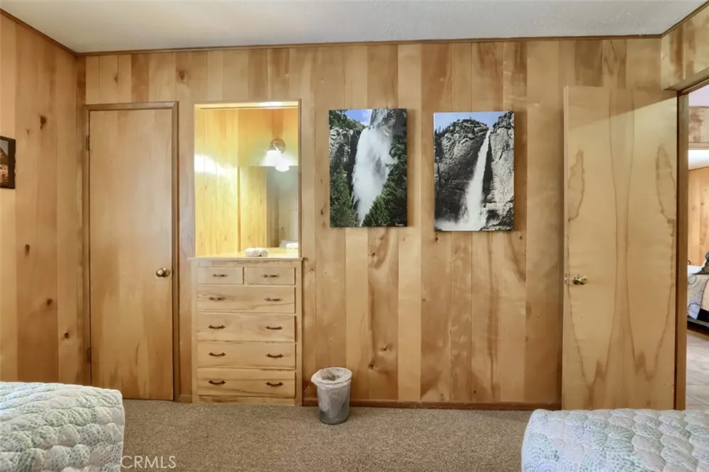 2628 W Bruce Wawona, CA 95389