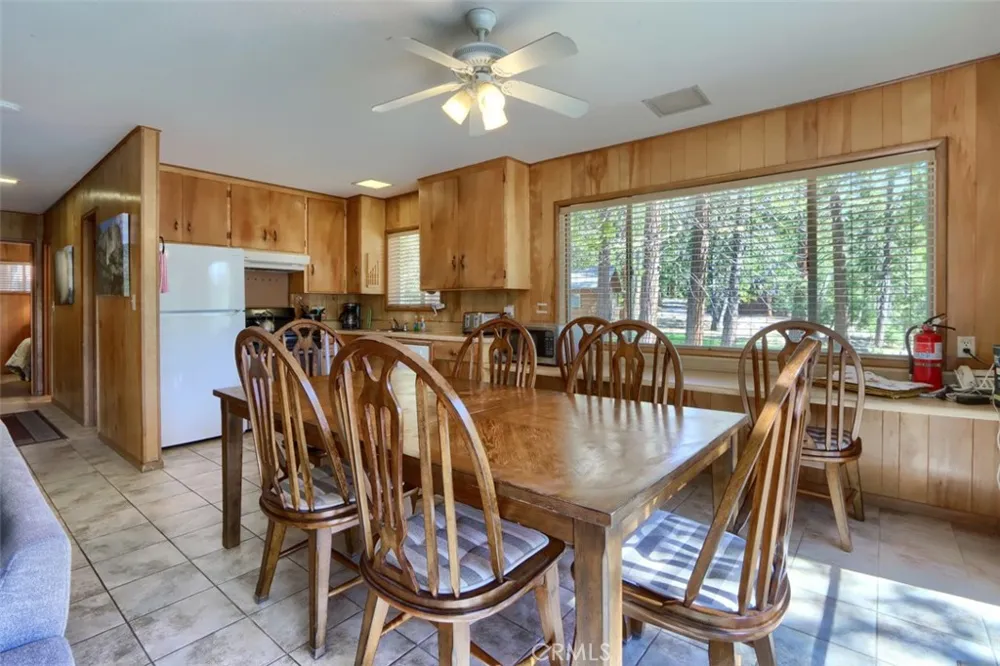 2628 W Bruce Wawona, CA 95389