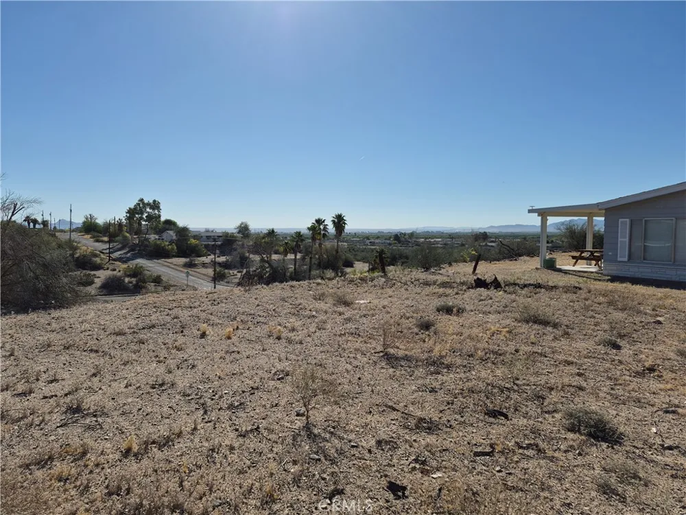 7373 Oneida Big River, CA 92242