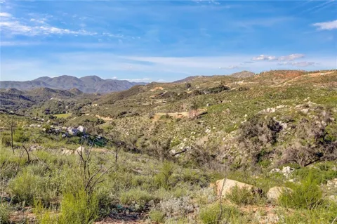 2 Decker Canyon Road