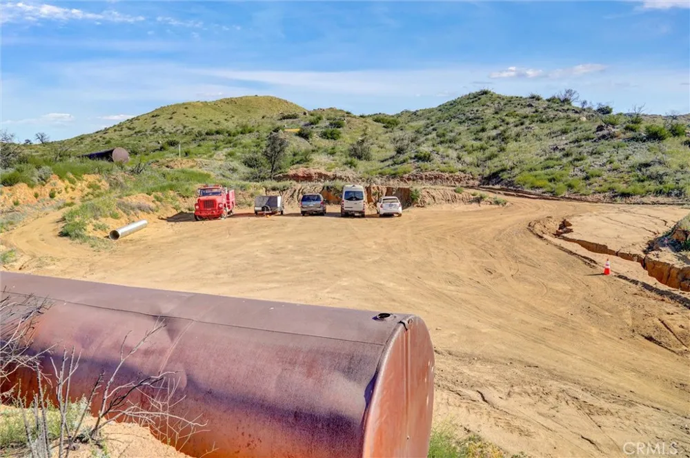 2 Decker Canyon Road Ortega Mountain, CA 92530