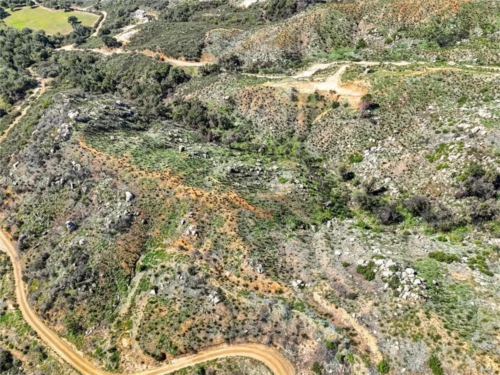 2 Decker Canyon Road Ortega Mountain, CA 92530