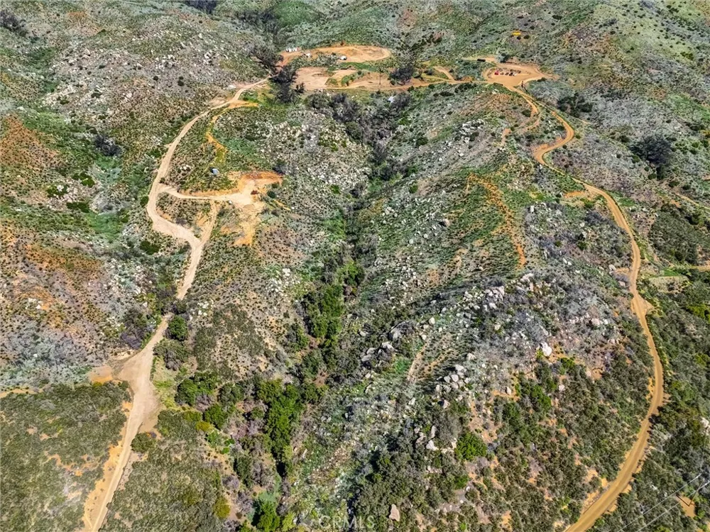 2 Decker Canyon Road Ortega Mountain, CA 92530