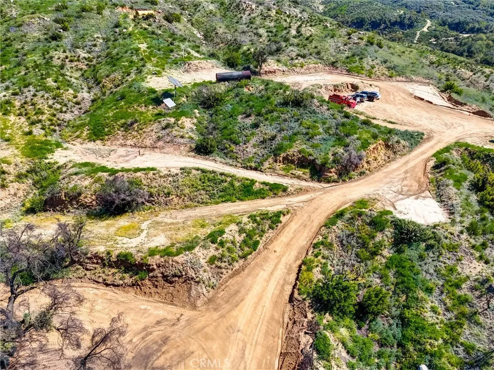 2 Decker Canyon Road Ortega Mountain, CA 92530