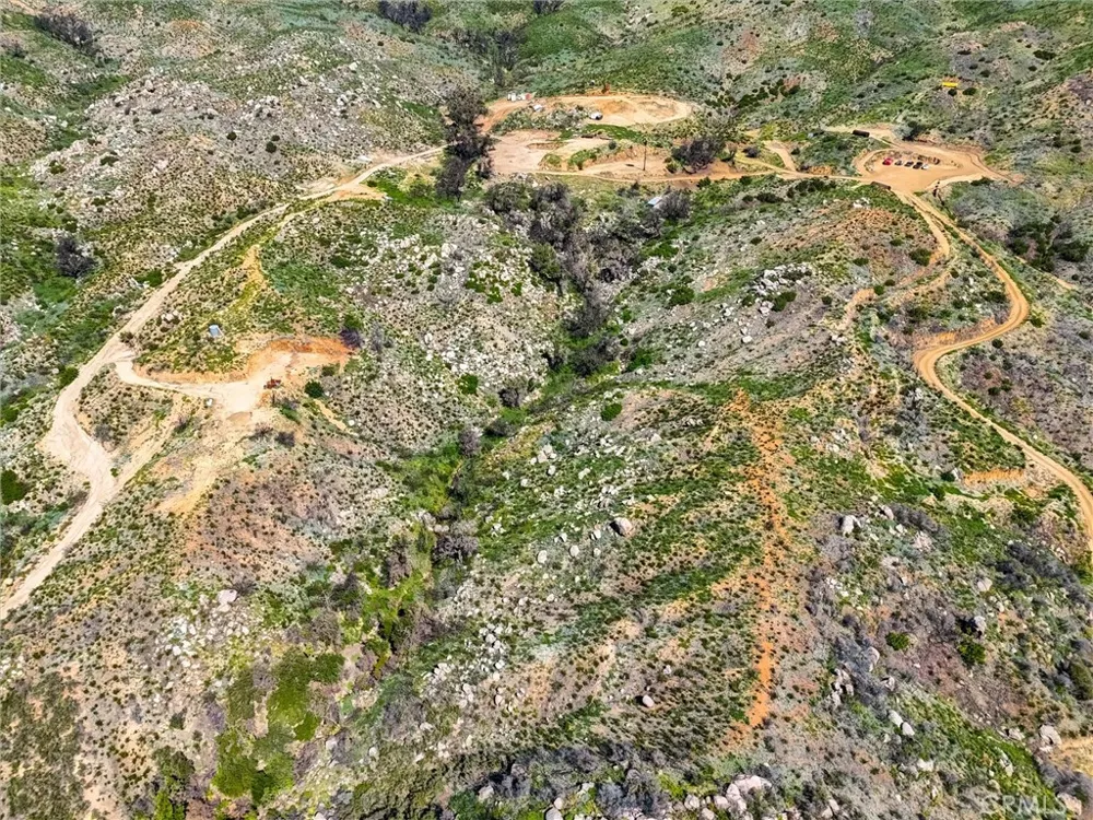 2 Decker Canyon Road Ortega Mountain, CA 92530
