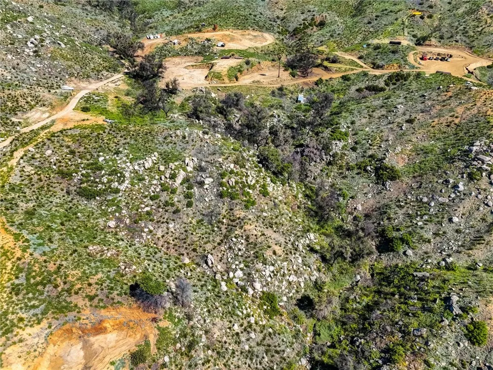 2 Decker Canyon Road Ortega Mountain, CA 92530