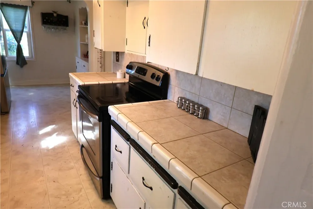 409 4th St. Corning, CA 96021