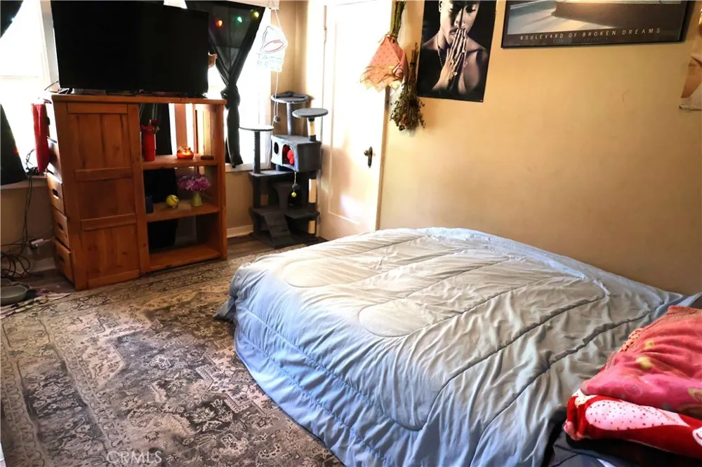 409 4th St. Corning, CA 96021
