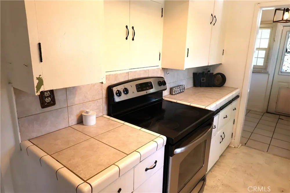 409 4th St. Corning, CA 96021