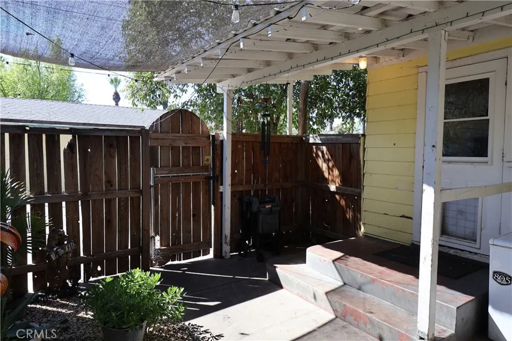 409 4th St. Corning, CA 96021