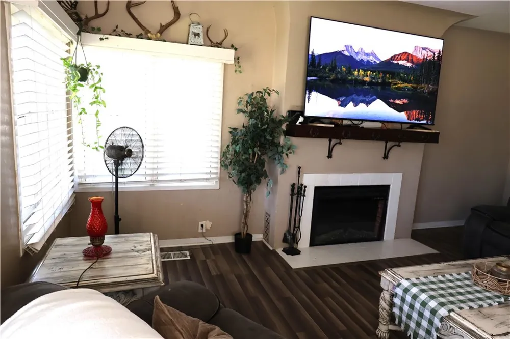 409 4th St. Corning, CA 96021
