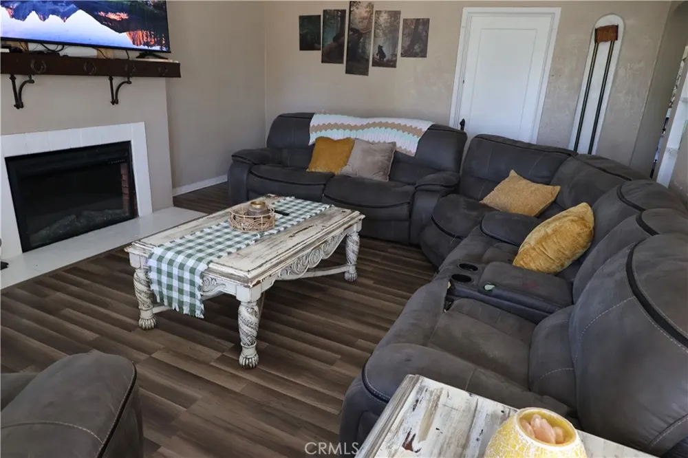 409 4th St. Corning, CA 96021