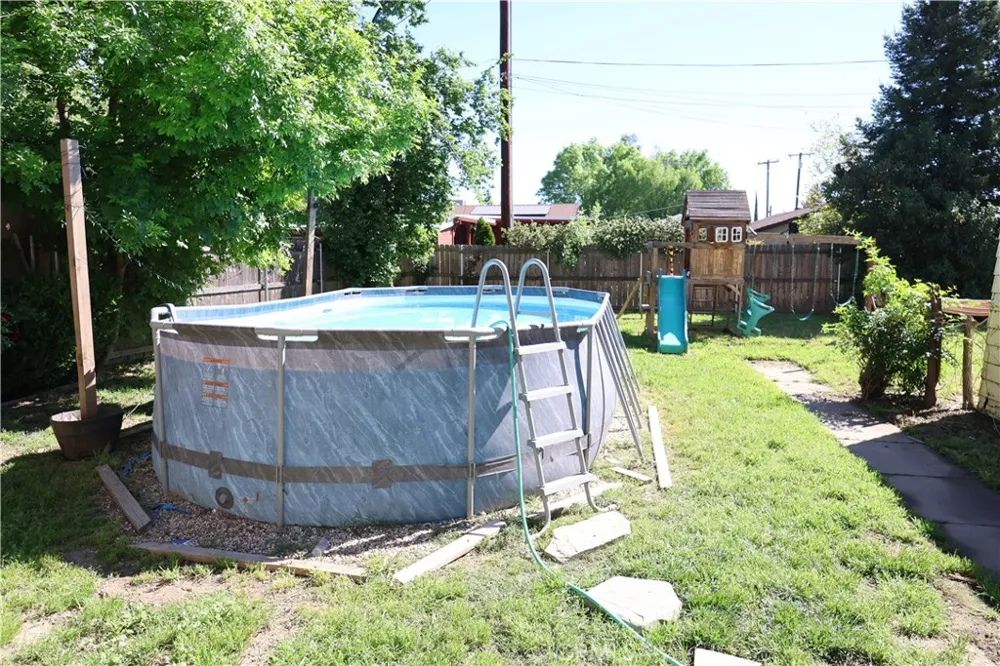 409 4th St. Corning, CA 96021