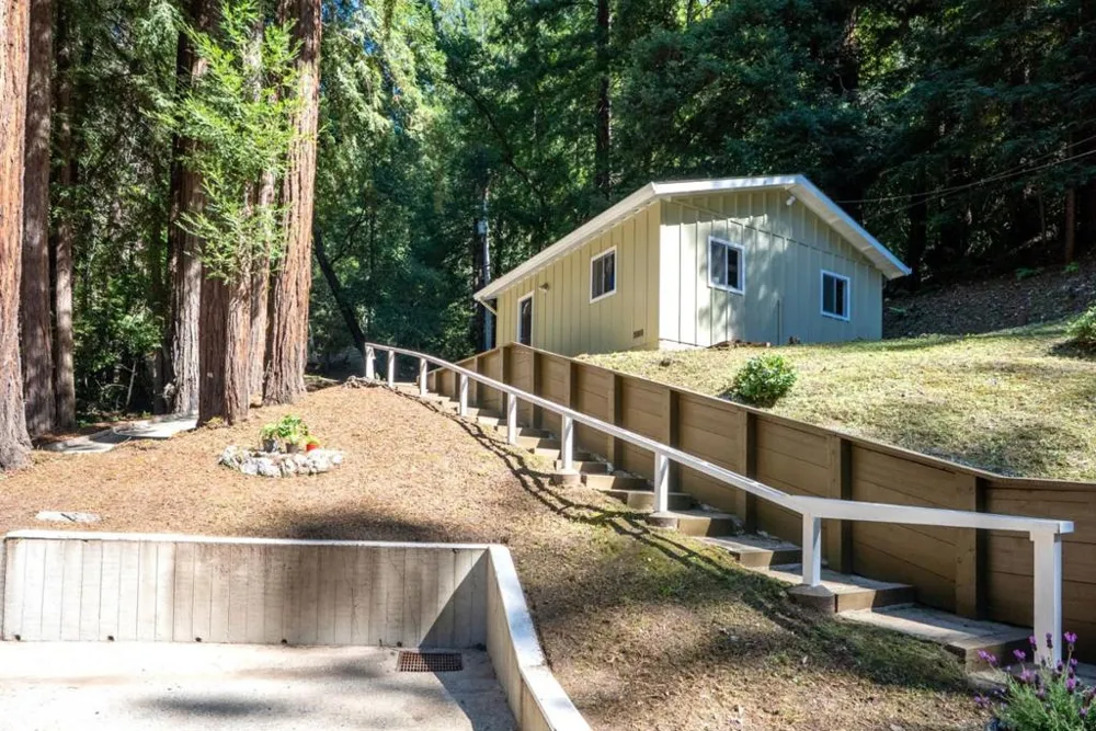 14161 Old Japanese Road Los Gatos, CA 95033