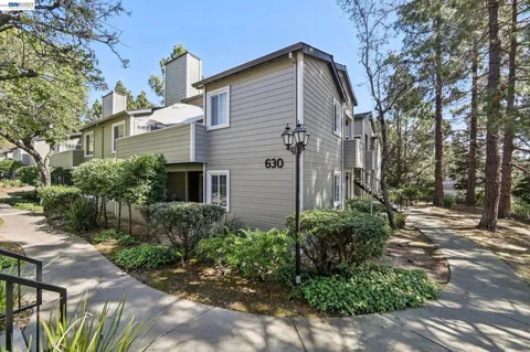 630 Canyon Oaks Drive #D
