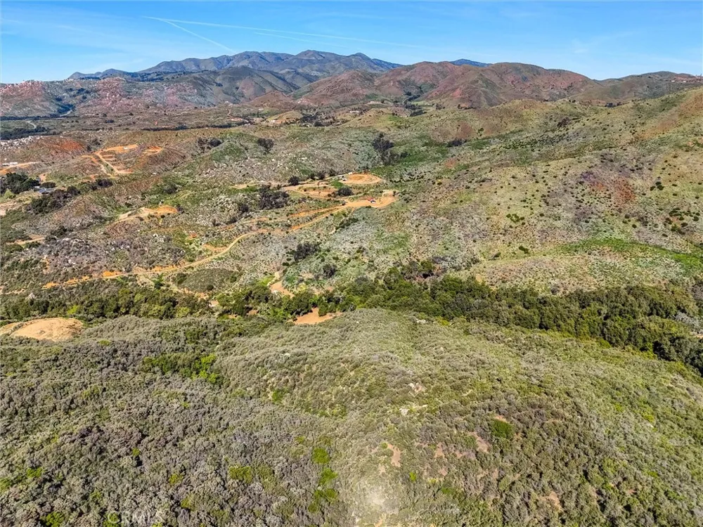 1 Decker Canyon Road Ortega Mountain, CA 92530