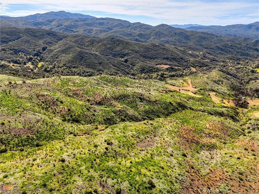1 Decker Canyon Road Ortega Mountain, CA 92530