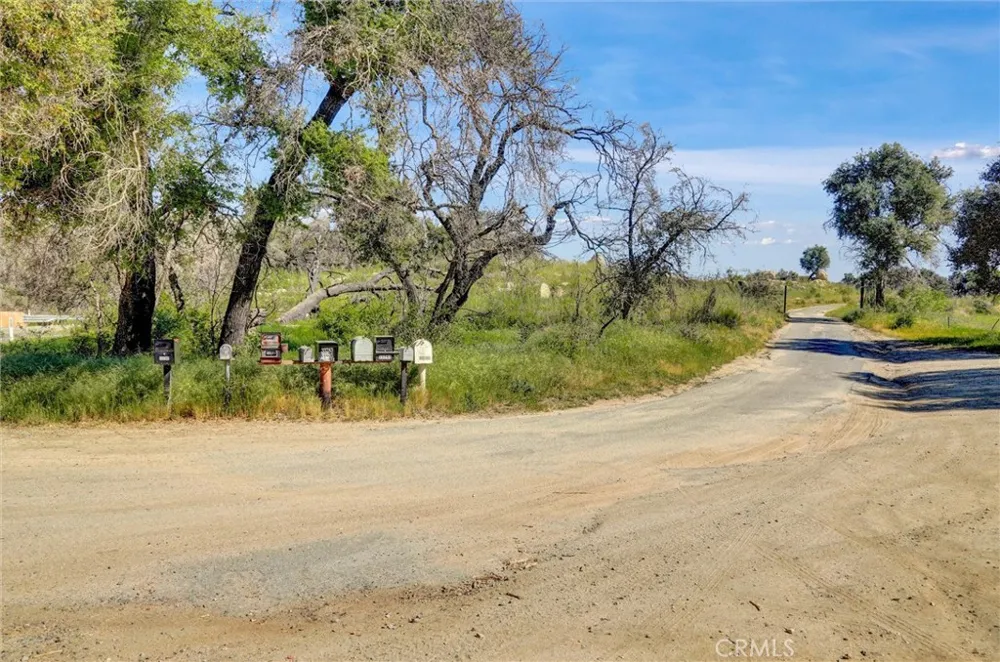 1 Decker Canyon Road Ortega Mountain, CA 92530