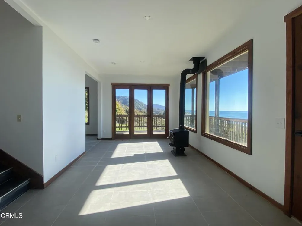 41301 Seascape Drive Westport, CA 95488