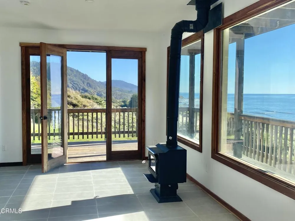 41301 Seascape Drive Westport, CA 95488