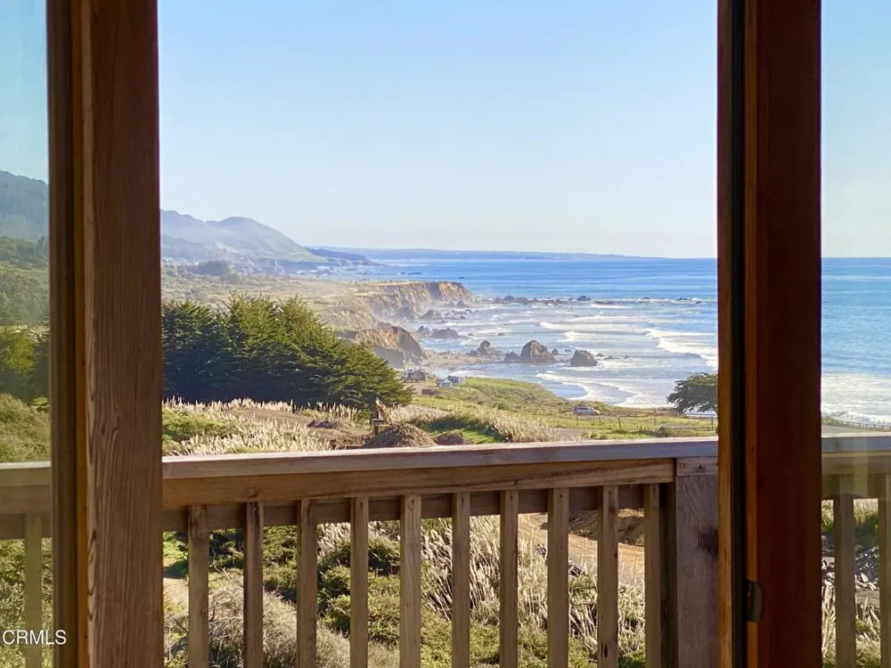 41301 Seascape Drive Westport, CA 95488