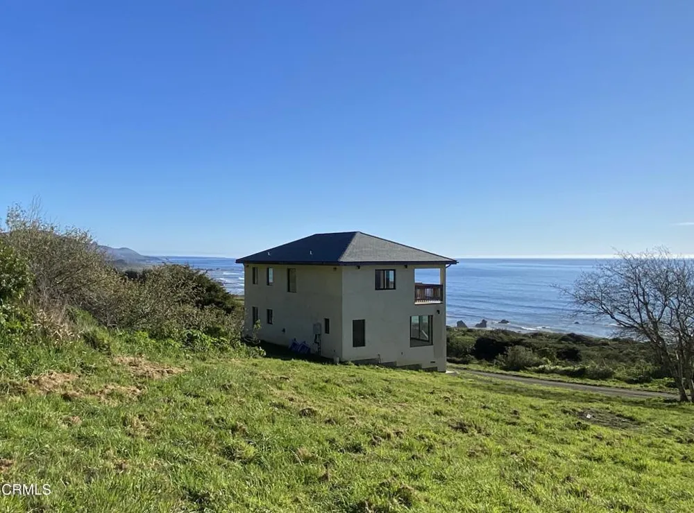41301 Seascape Drive Westport, CA 95488