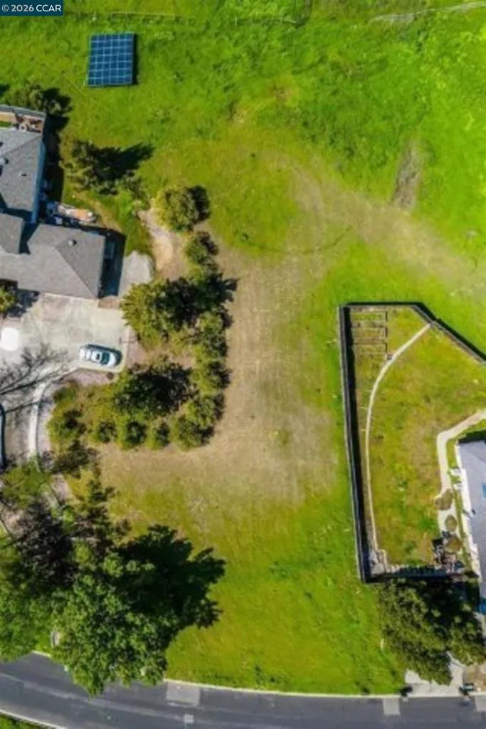 413 Shirlee Dr. Danville, CA 94526