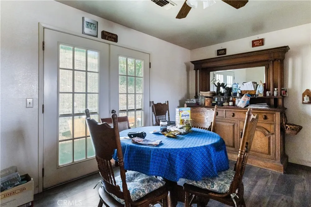 70331 Vineyard Canyon Rd. San Miguel, CA 93451