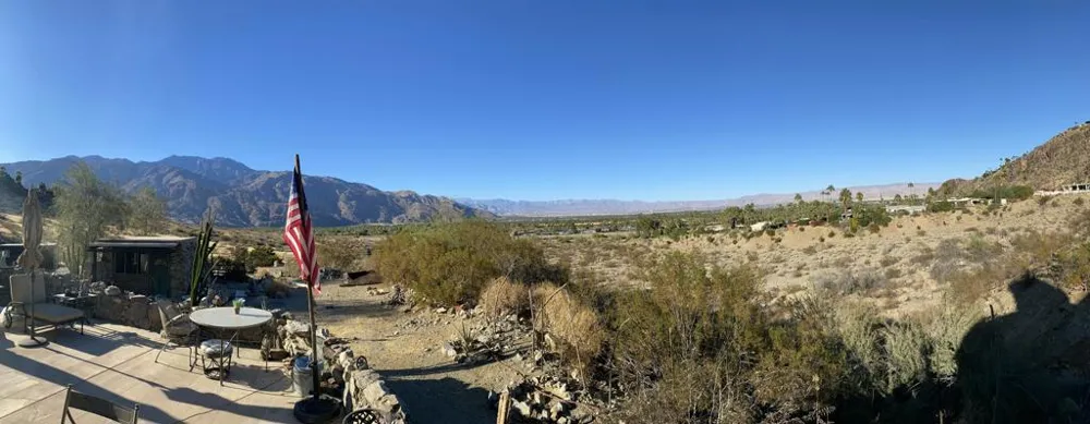 2540 S Araby Drive Palm Springs, CA 92264