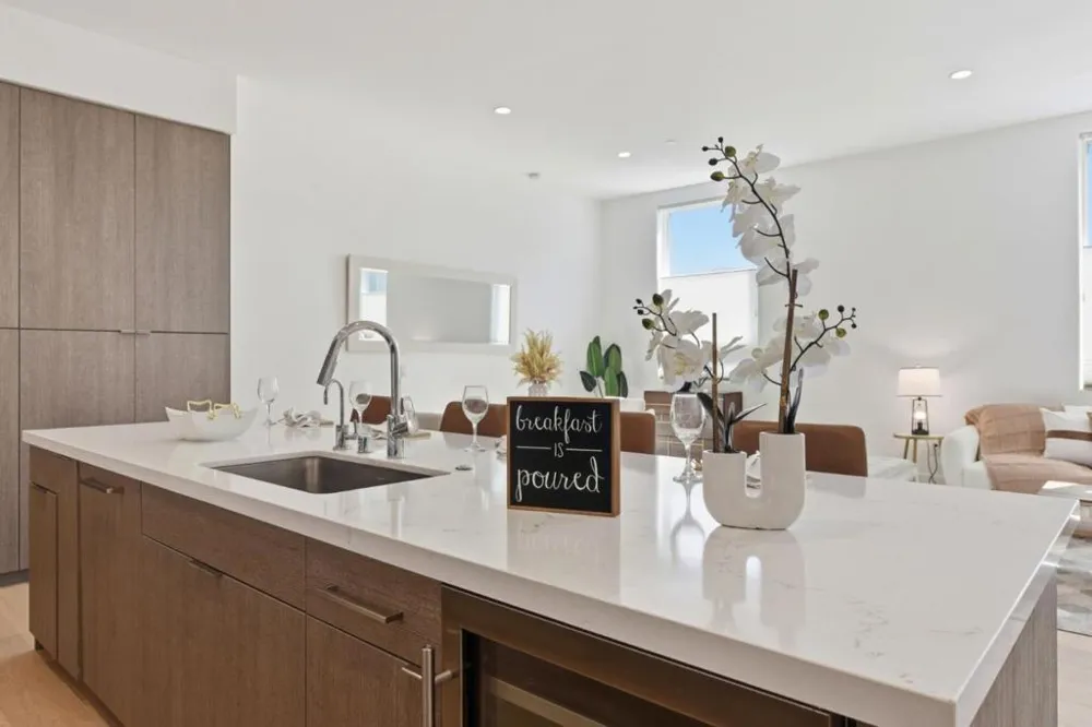 4880 El Camino Real #23 Los Altos, CA 94022