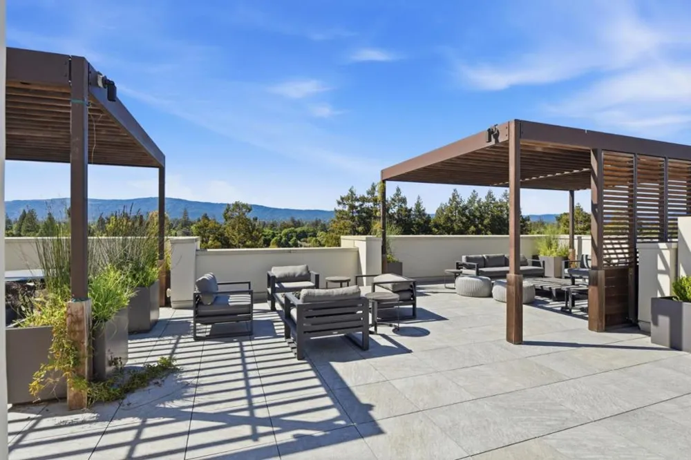 4880 El Camino Real #23 Los Altos, CA 94022