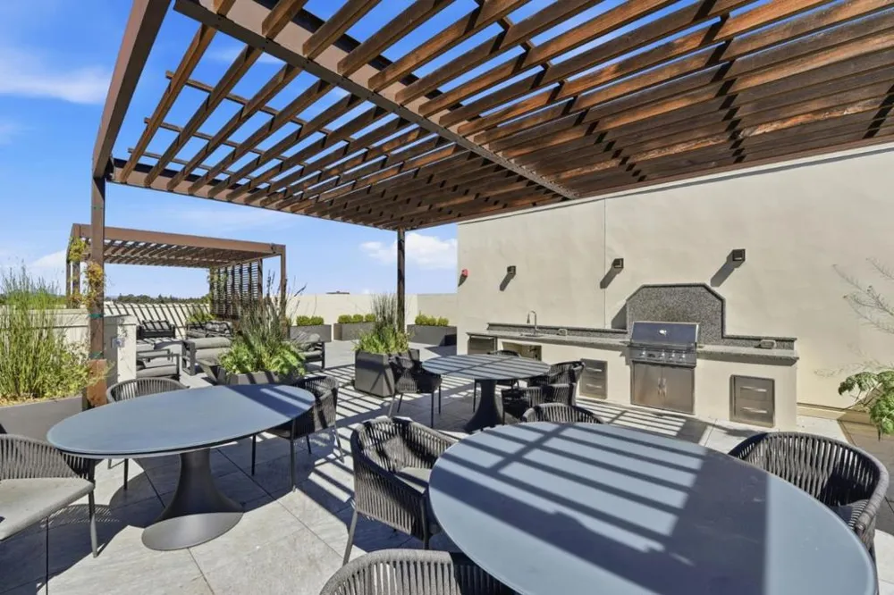 4880 El Camino Real #23 Los Altos, CA 94022