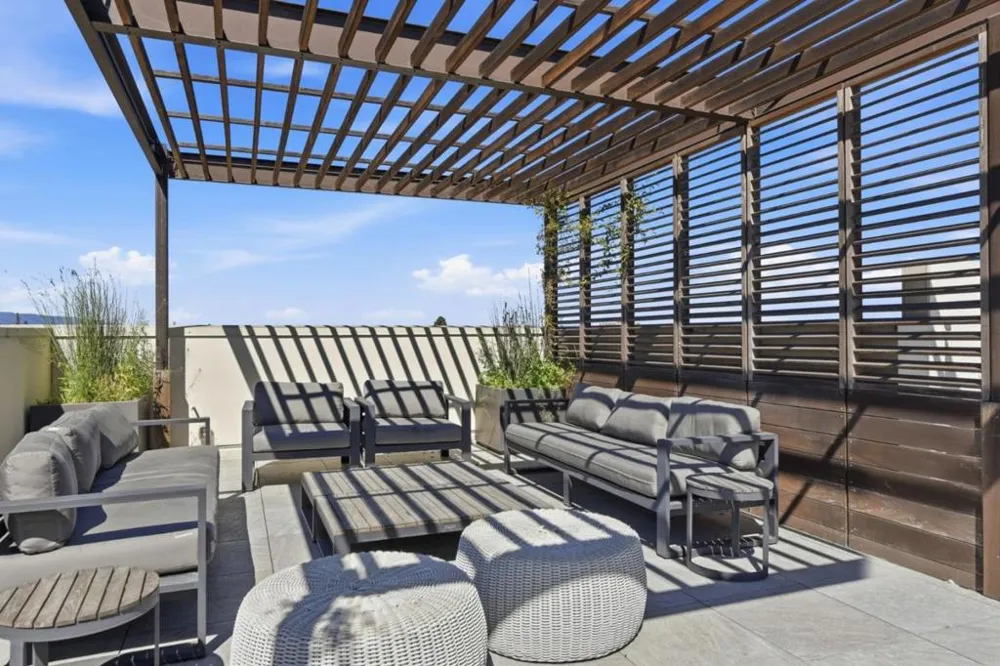 4880 El Camino Real #23 Los Altos, CA 94022