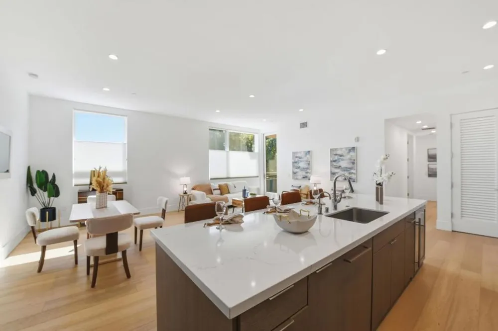 4880 El Camino Real #23 Los Altos, CA 94022