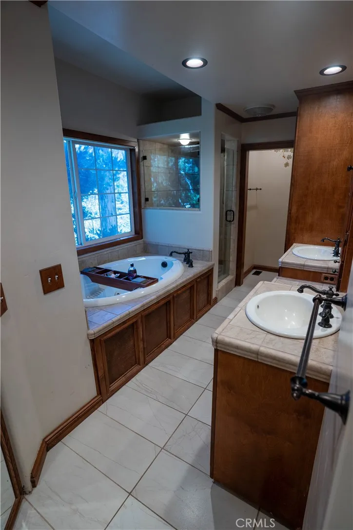 683 Maxson Drive Twin Peaks, CA 92391