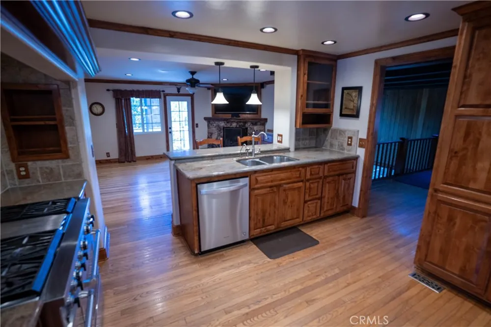 683 Maxson Drive Twin Peaks, CA 92391