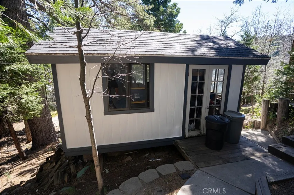 683 Maxson Drive Twin Peaks, CA 92391