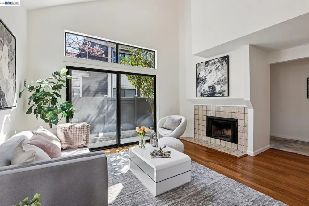 5375 Black Ave #1 Pleasanton, CA 94566