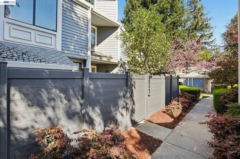5375 Black Ave #1 Pleasanton, CA 94566