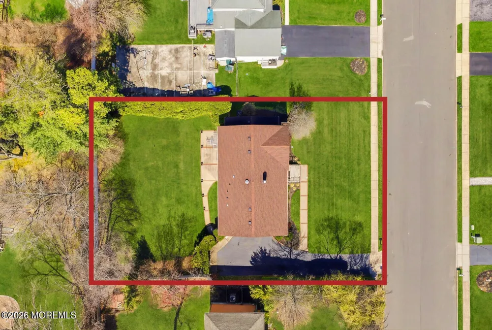 9 Darien Drive West Long Branch, NJ 07764