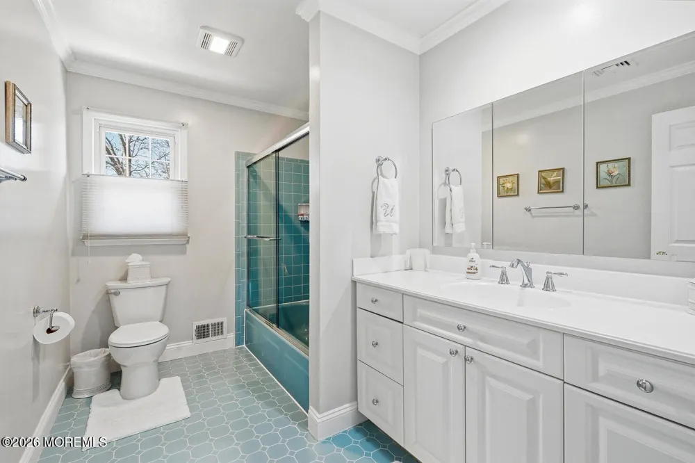 9 Darien Drive West Long Branch, NJ 07764