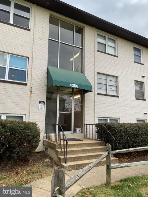 4256 BUCKMAN ROAD #27