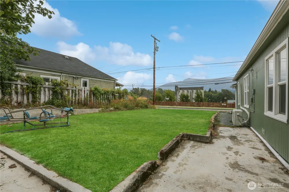 45337 Main Street Concrete, WA 98237