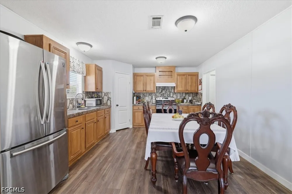S Kennel Street Clewiston, FL 33440