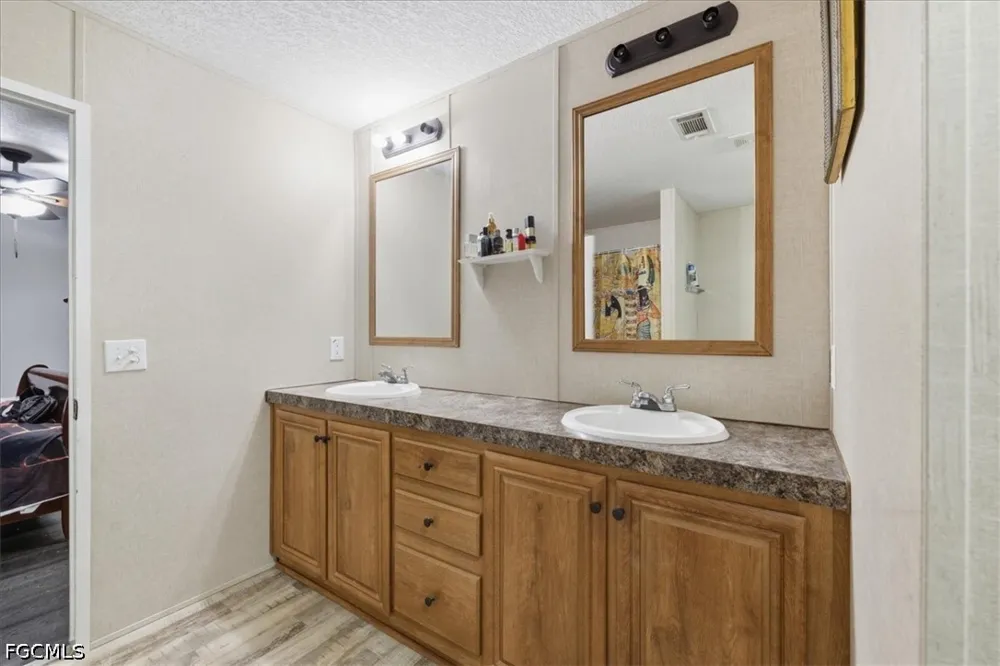 S Kennel Street Clewiston, FL 33440