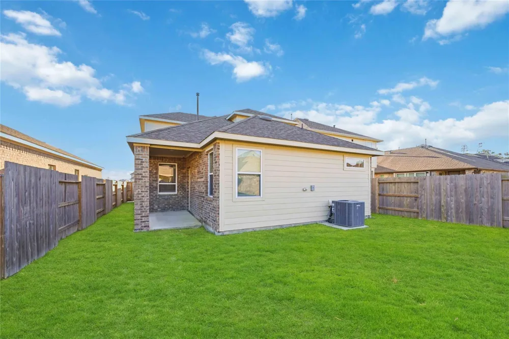 15027 Bradfield Manor Drive Houston, TX 77044