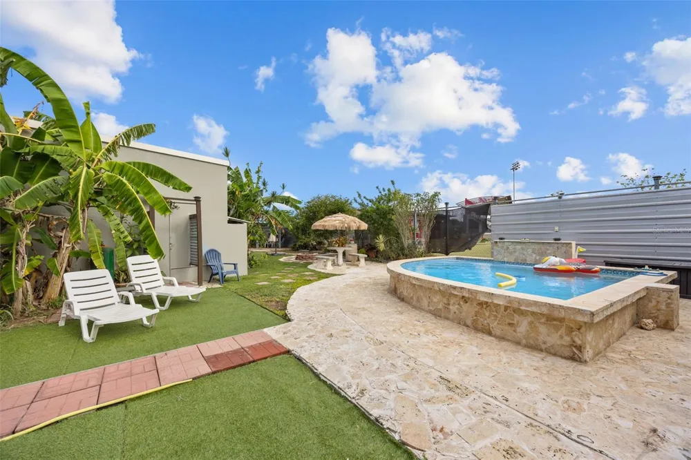 Solar 5 CARR 429 BO CALVACHE Rincon, PR 00677
